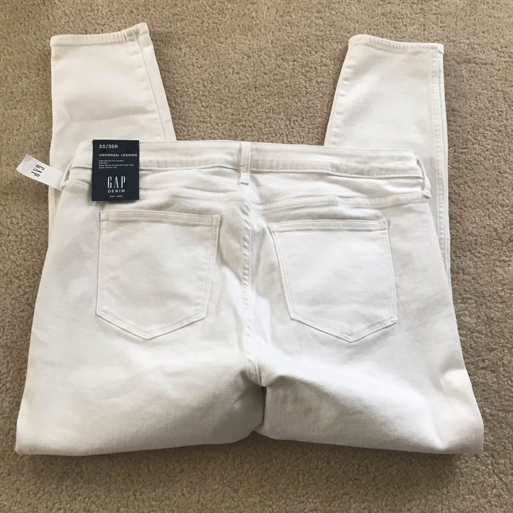 GAP Women's Mid Rise Legging Jeans Sz 20/35 R skinny Jeans Color White